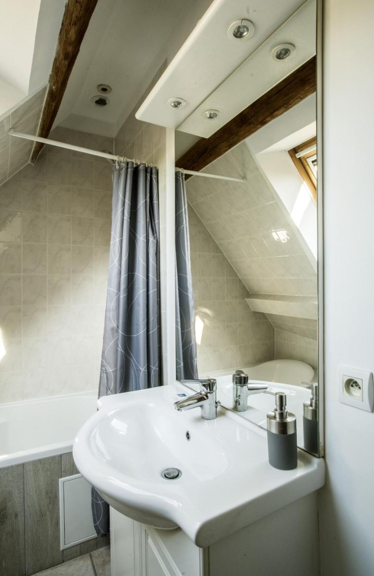 Maison De Ville Nlr - 6 Lits Simples - Bbq - Proche Gare - Grand Parking Nogent-le-Rotrou Luaran gambar
